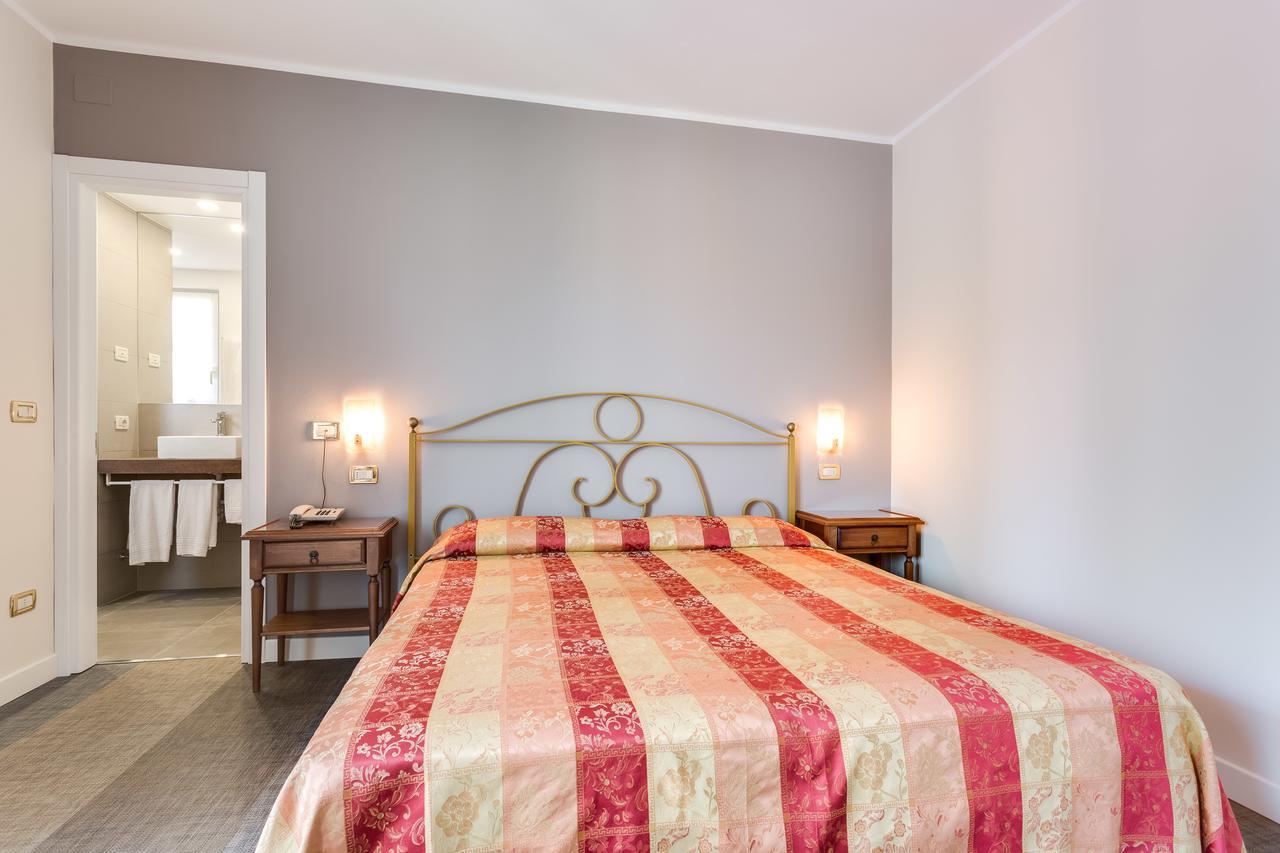 Hotel Europa Гарда Екстер'єр фото