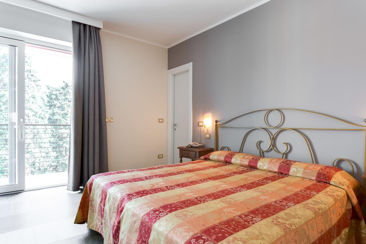 Hotel Europa Гарда Екстер'єр фото