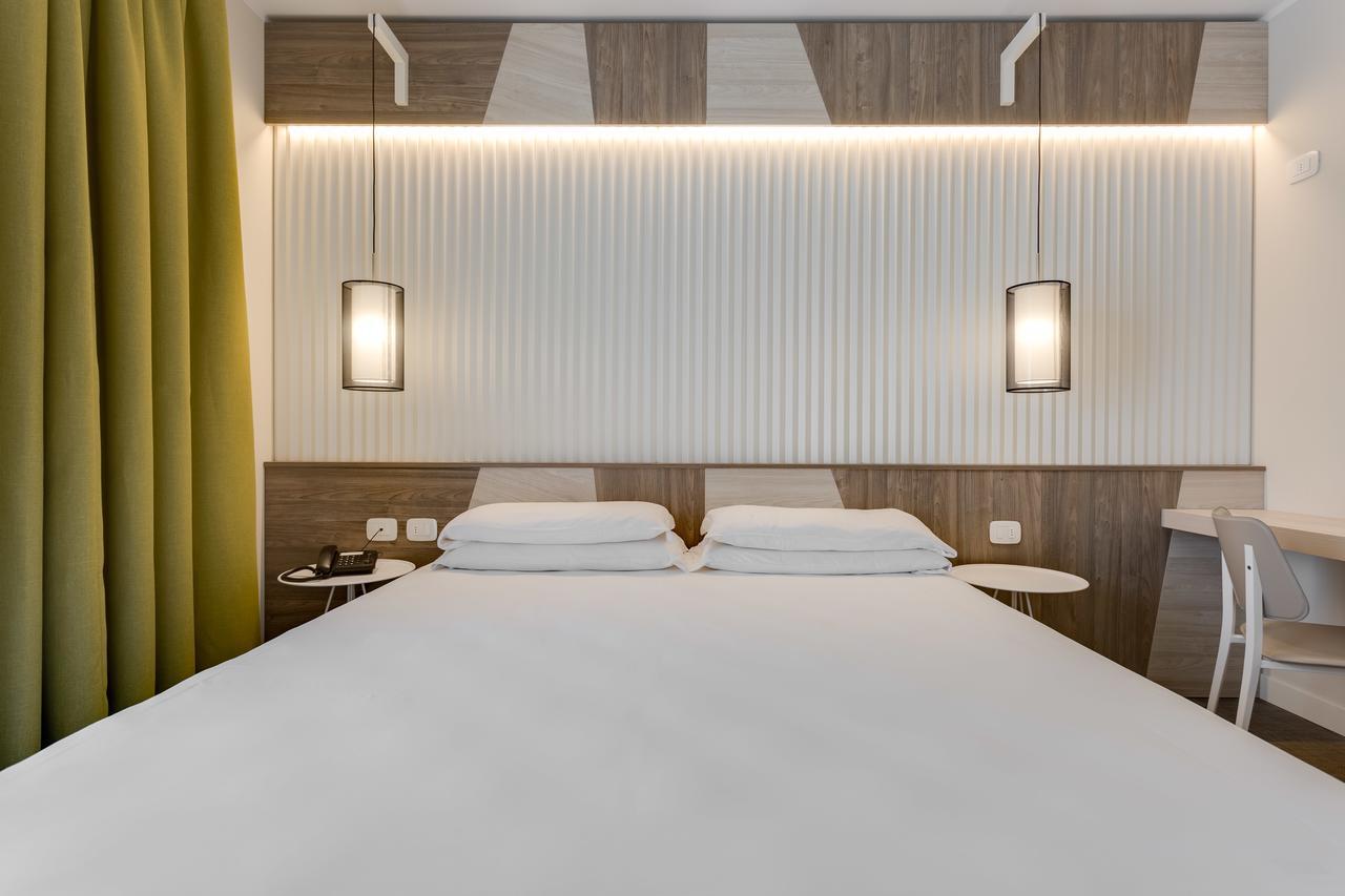 Hotel Europa Гарда Екстер'єр фото