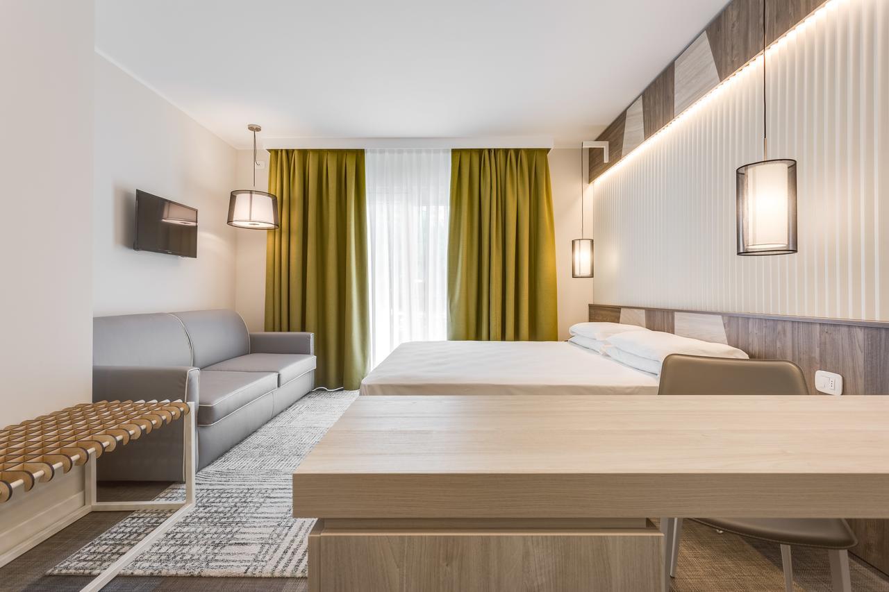 Hotel Europa Гарда Екстер'єр фото